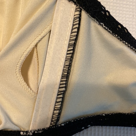 Betsey Johnson Bikini Strapless Top Lace with buttons Size Large Black - Picture 9 of 12